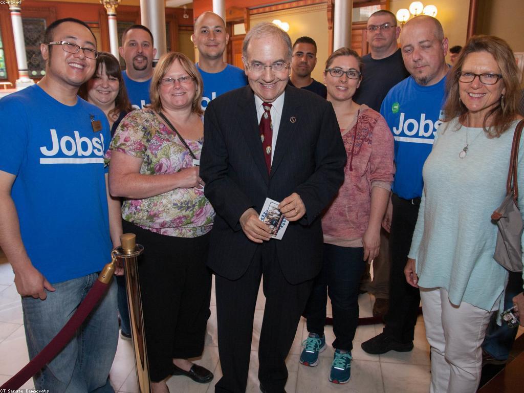 ឱកាសការងារ​នៅ​ក្នុង​កាស៊ីនូ