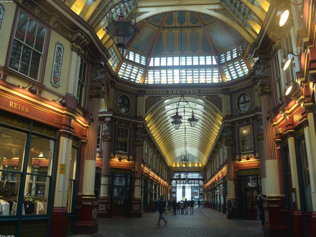 មគ្គុទេសក៍នៃការវិនិយោគយ៉ាងយុទ្ធសាស្ត្រ